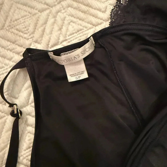 Black Lace Babydoll, Victoria Secret,  Size S - Picture 5 of 5